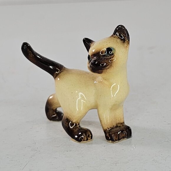 Hagen Renaker Siamese Tom Cat Walking Figurine Miniature Blue Eyes *Repaired* - Picture 2 of 8